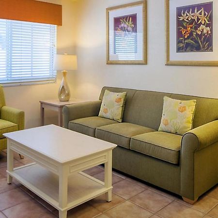 Resort Sixty-Six โฮล์มส์ บีช ภายนอก รูปภาพ